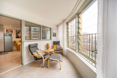 2 bedroom flat for sale, New Willow House, Plaistow, London, E13