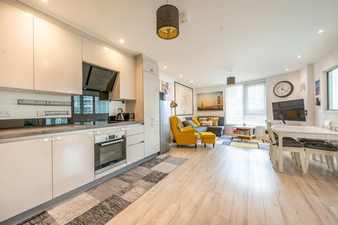 2 bedroom flat for sale, New Willow House, Plaistow, London, E13