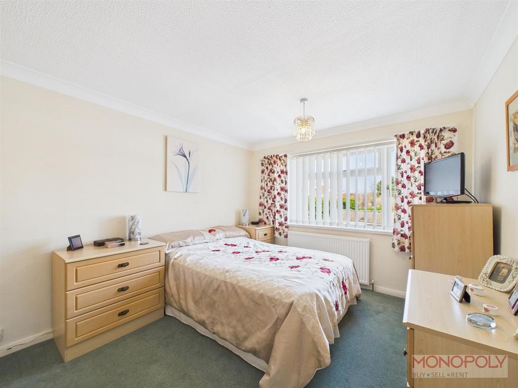CAM01943 G0-PR0413-STILL014.jpg