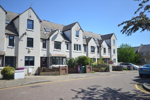 5 bedroom townhouse to rent, Rainbow Avenue, London E14