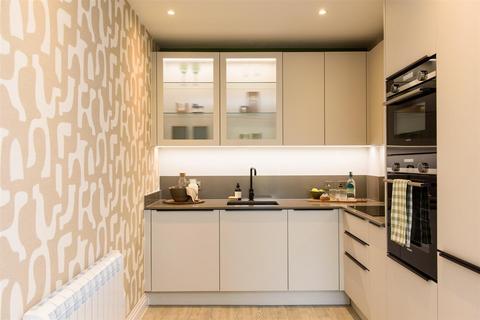 2 bedroom flat for sale, Tonbridge Road, Hildenborough, Tonbridge