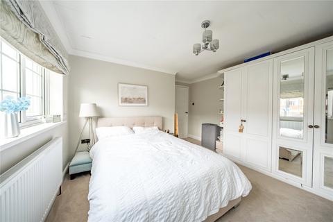 4 bedroom detached house for sale, Oakwood Garth, Leeds, West Yorkshire