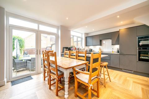 3 bedroom semi-detached house for sale, Manor Road, Caddington, LU1