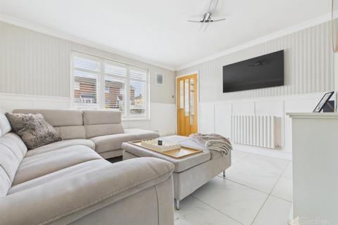 48 Darwin Road, Stevenage, SG2 0DB