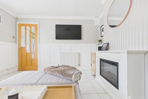 48 Darwin Road, Stevenage, SG2 0DB