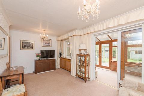 10 Longleat, Tamworth, B79 7US