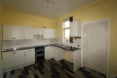 3 bedroom terraced house to rent, Clyde Street, Preston PR2