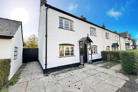 2 bedroom semi-detached house to rent, High Street, Hale Village, L24