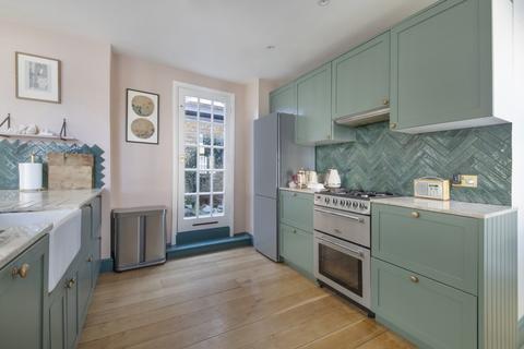 41b Adys Road, London, SE15 4DX