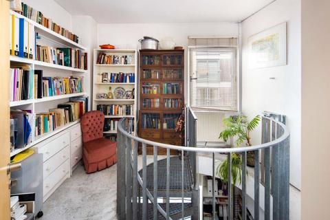 undefined, Orsman Road, Hackney, London, N1