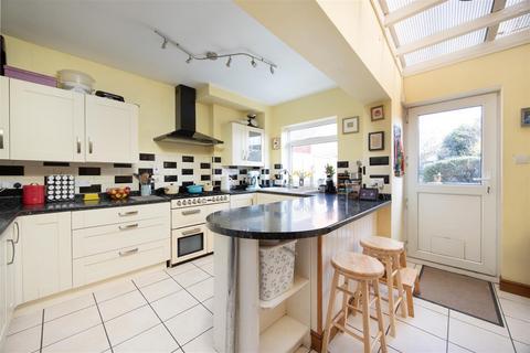 9 Gloucester Road, Trowbridge, BA14 0AA
