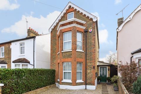 6 Clarence Crescent, Sidcup, DA14 4DF
