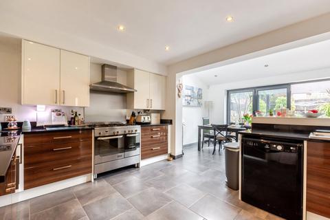 6 Clarence Crescent, Sidcup, DA14 4DF