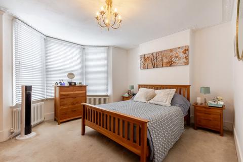 6 Clarence Crescent, Sidcup, DA14 4DF