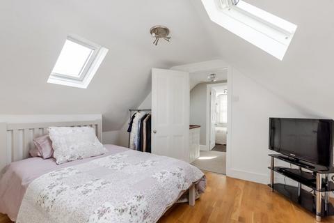 6 Clarence Crescent, Sidcup, DA14 4DF
