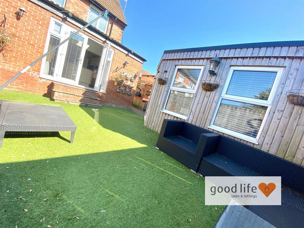 20250320 114450700 i OS39henleyroad.jpg