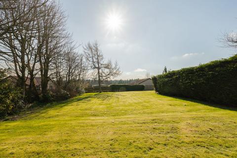 undefined, Willowbrae, Fauldhouse