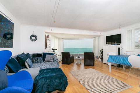 2 bedroom apartment for sale, Castle Bay, Sandgate, CT20