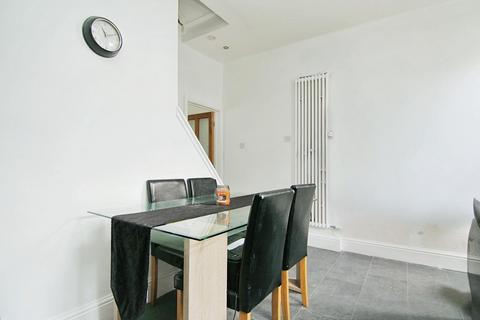 undefined, West Street, Stanningley