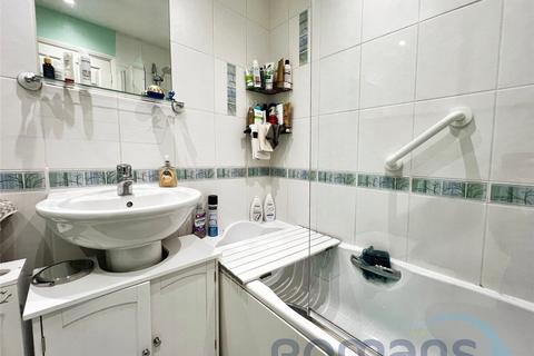 2 bedroom end of terrace house for sale, Alder Close, Ash Vale, Aldershot