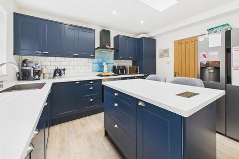 3 bedroom semi-detached house for sale, Wellsprings Road, Longlevens, Gloucester