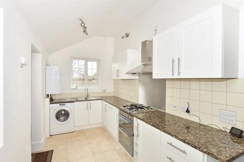 3 bedroom terraced house for sale, Elmbridge Road, Cranleigh, Surrey