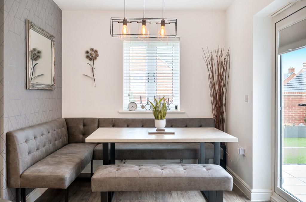 Kitchen/Breakfast