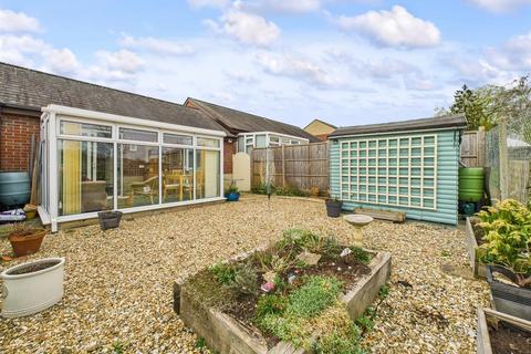 1 bedroom bungalow for sale, Brake Mead, Chippenham SN15