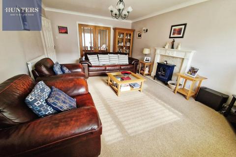 4 bedroom detached house for sale, Woodstock Gardens, Pencoed, Bridgend
