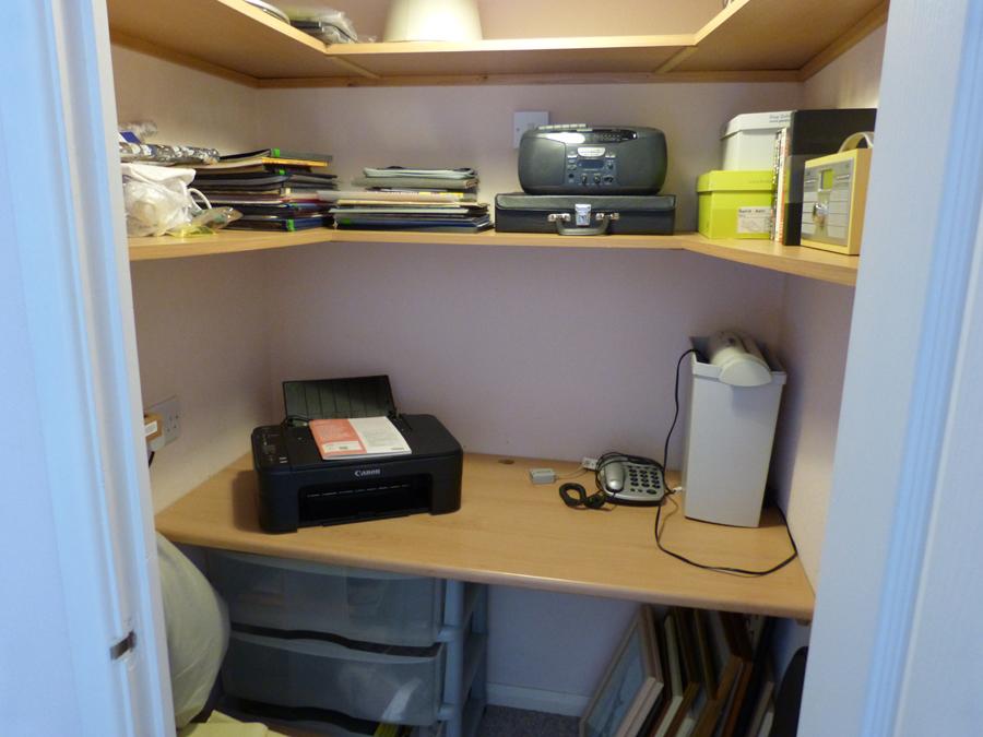 Walk-In-Wardrobe/Cupboard