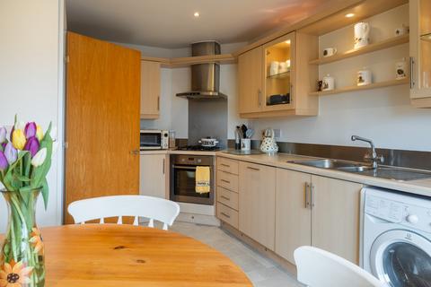 2 bedroom apartment for sale, Cardiff CF10