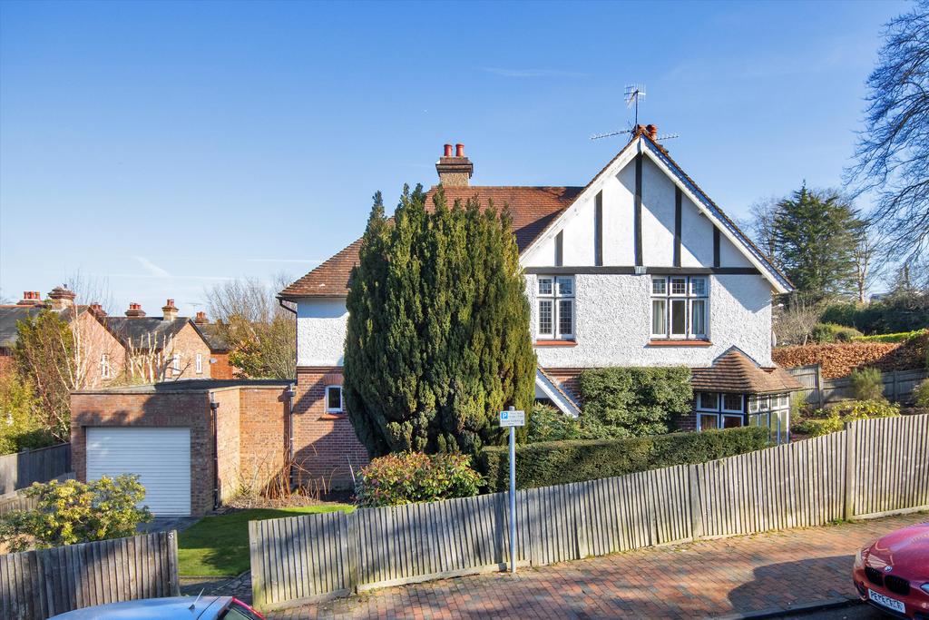 camden-hill-tunbridge-wells-kent-tn2-4-bed-detached-house-for-sale