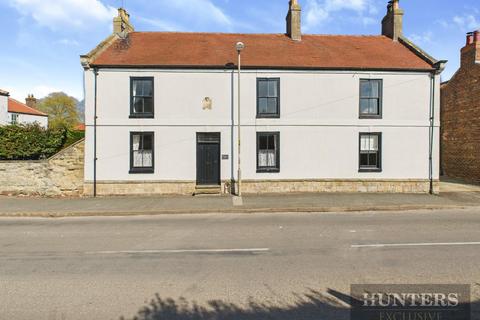 undefined, West Street, Muston, Filey