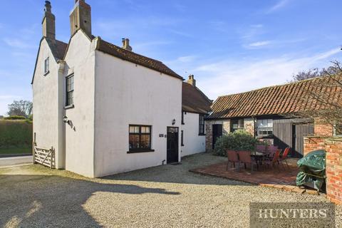 undefined, West Street, Muston, Filey