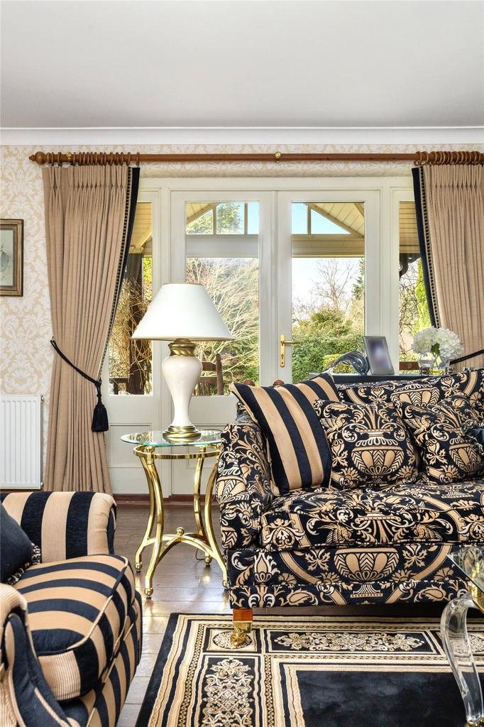 Drawing Room Detail