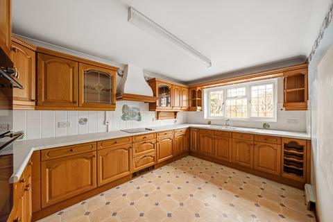 3 bedroom detached bungalow for sale, Arcadia Road, Gravesend DA13