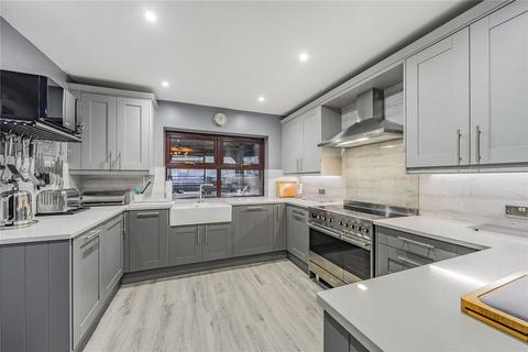 3 bedroom end of terrace house for sale, College Road, College Town, Sandhurst