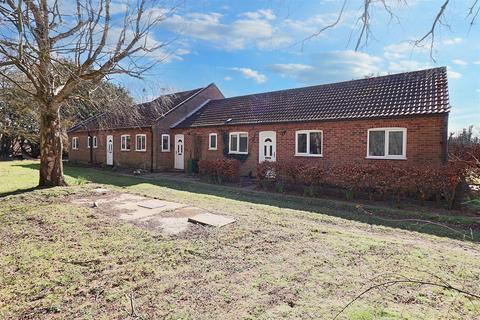 5 bedroom detached bungalow for sale, Station Road, Haddiscoe, Great Yarmouth