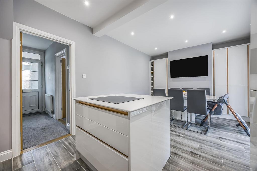 50 Green Lane, Copnor-Portico Marketing-Sold By-25.j
