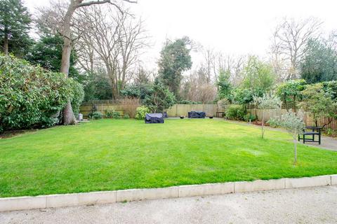 1 The Birches, Orpington, BR6 8NH