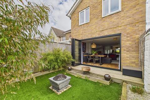 42 Birch Walk, Porthcawl, CF36 5AN