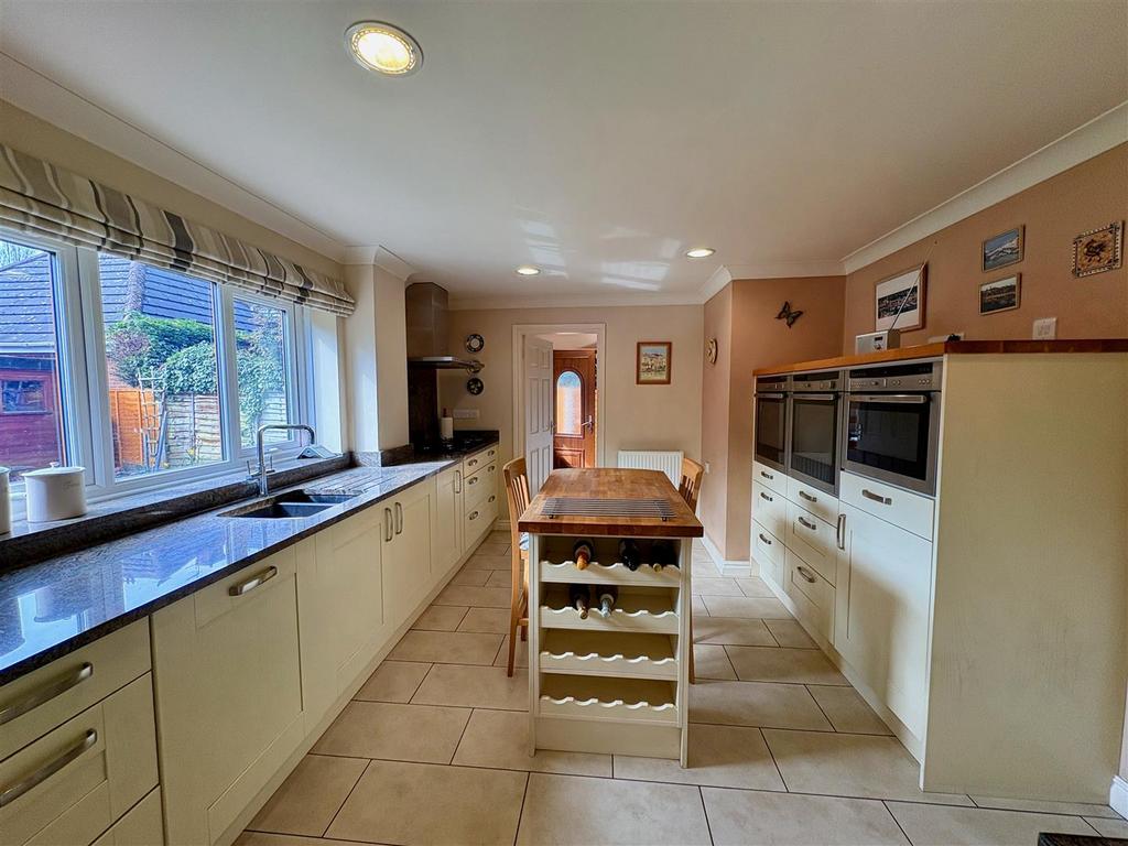 Breakfast kitchen