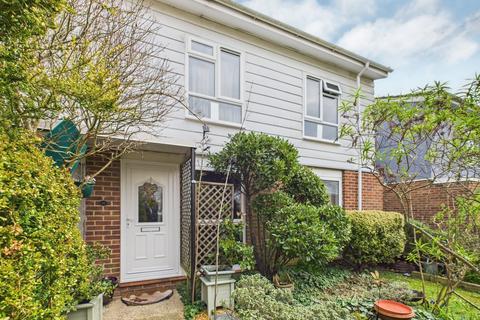 32 Dover Close, Basingstoke, RG23 8EQ