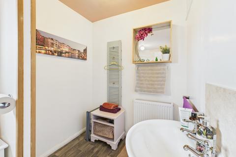 32 Dover Close, Basingstoke, RG23 8EQ