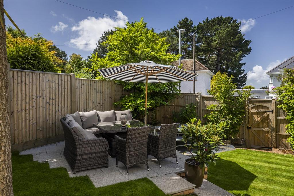 12 Liliput Road 050.jpg