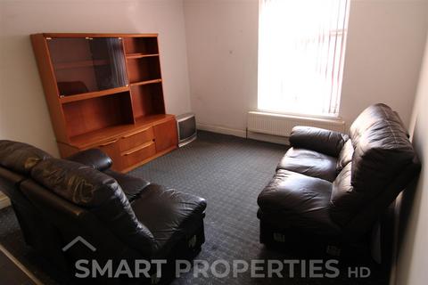 2 bedroom flat to rent, Moorbottom Road, Huddersfield HD1
