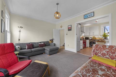 3 bedroom flat for sale, Waller Road,  London, SE14
