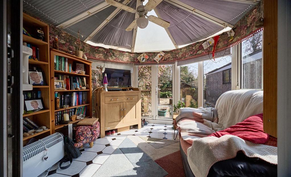 Upvc sudg conservatory