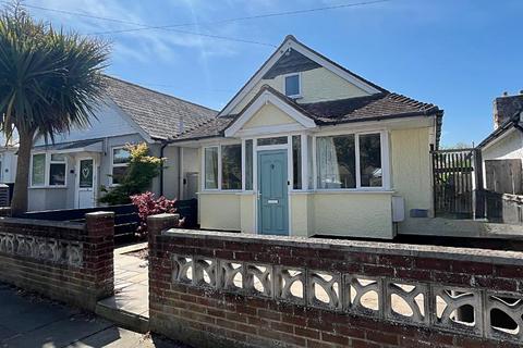 2 bedroom detached bungalow for sale, Cobblers Bridge Road, Herne Bay, CT6 8NP