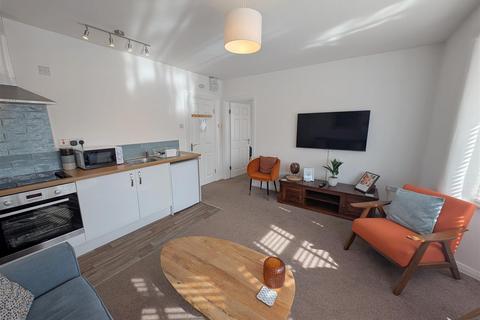 1 bedroom apartment to rent, West Crescent, Darlington